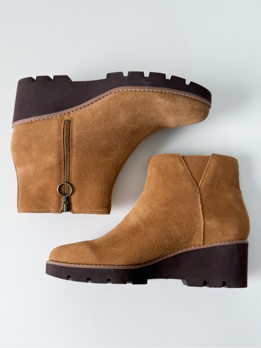 Vionic Hazal Suede Wedge Bootie Cognac Brown | 8.5 - Picture 2 of 10